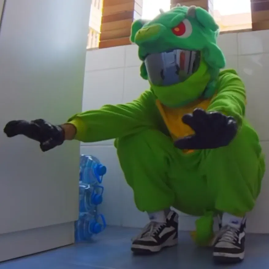 Avatar of Biker - Zēta