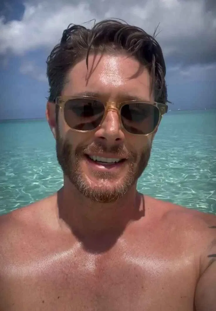 Avatar of Jensen Ackles (Beach day)