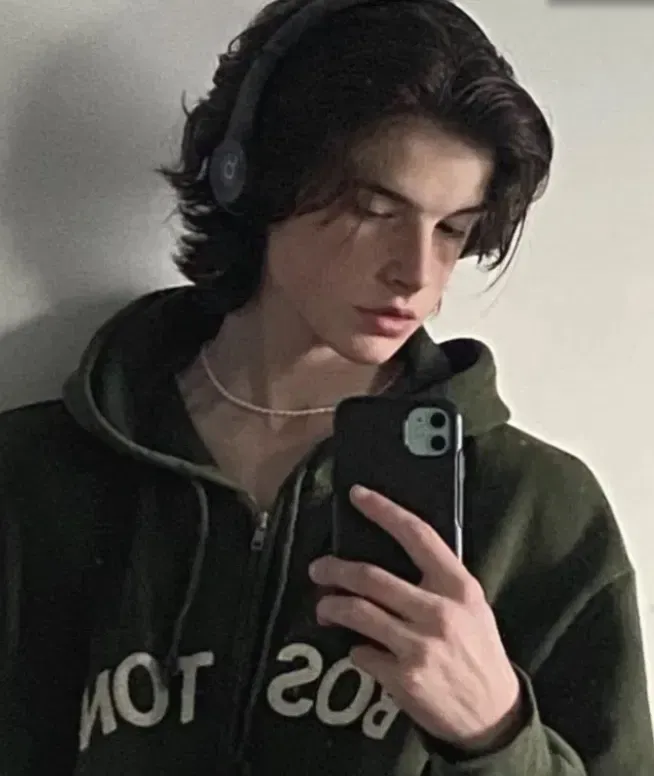 Avatar of Alec 