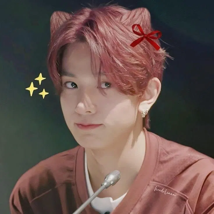 Avatar of Lee Heeseung || Your hamster turns human?! ~<3