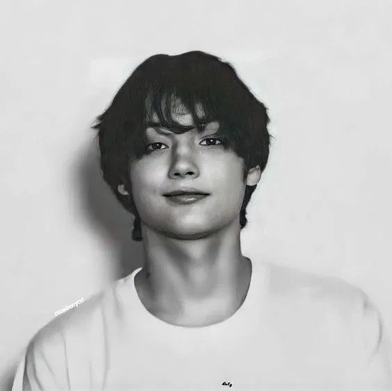 Avatar of Huening  Kai