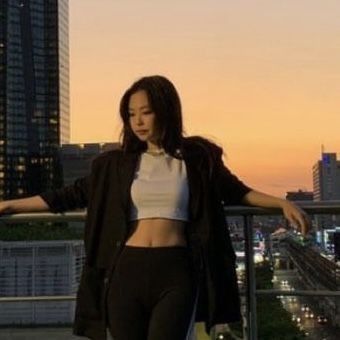 Avatar of Jennie