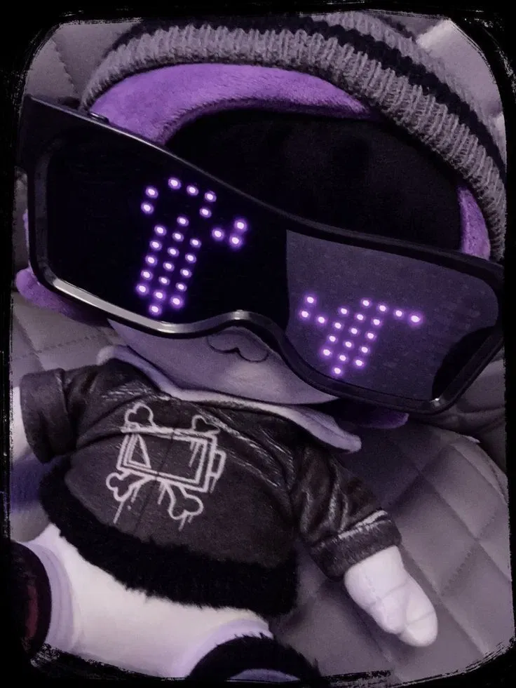 Avatar of ⟪—𝕌𝕫𝕚— ⟫(LEASHED!USER)