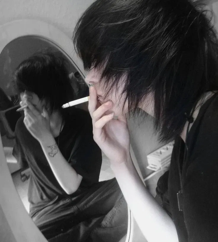 Avatar of Your emo boyfriend Alexander
