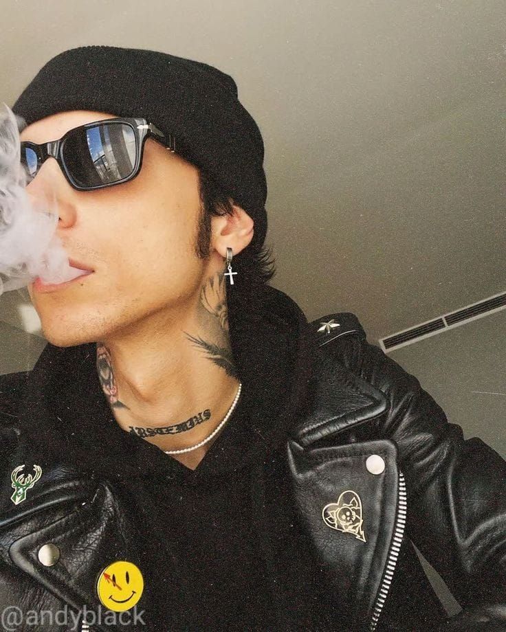 Avatar of Andrew Biersack 