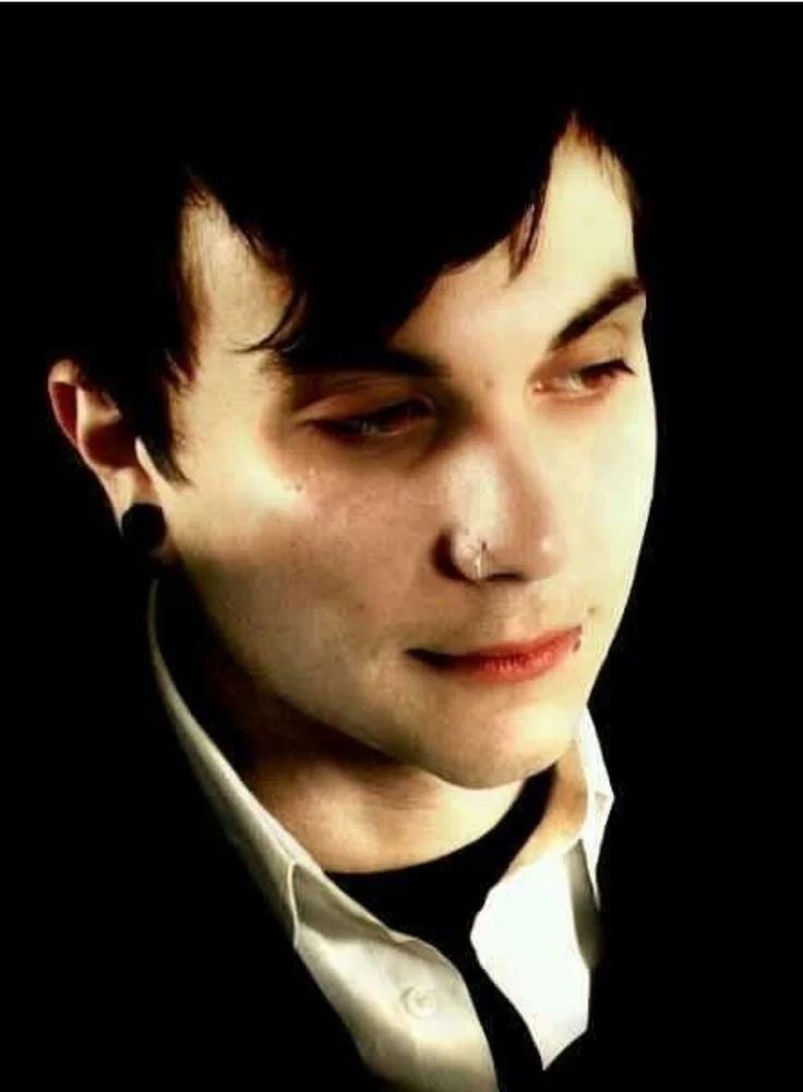 Avatar of Frank Iero (Vampire AU) 