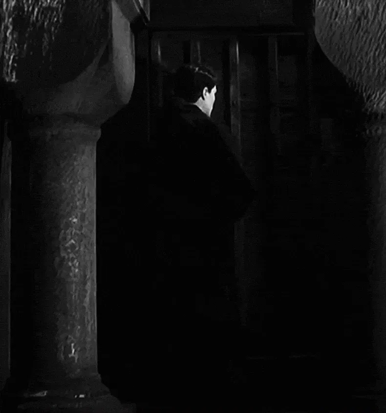 Avatar of Professor Tom Riddle 