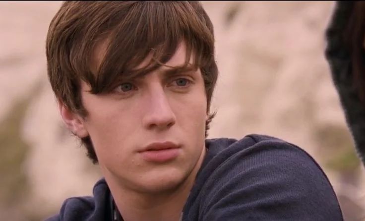 Avatar of Robbie Jennings 