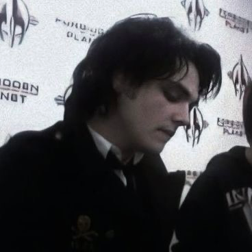 Avatar of  ᭄ Gerard Way ᭡ ͏ ͏ ͏