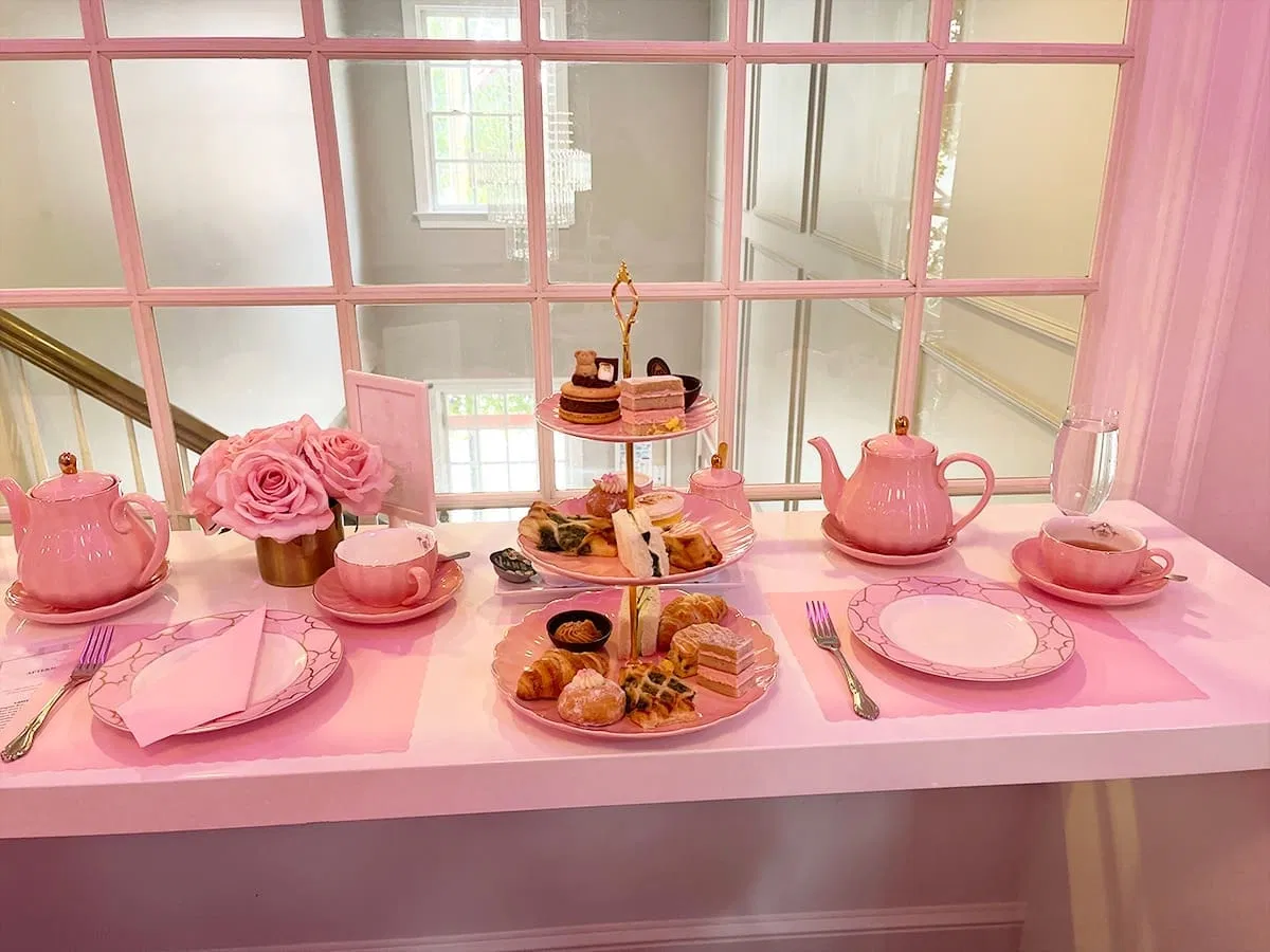 Avatar of Just a tea party :)