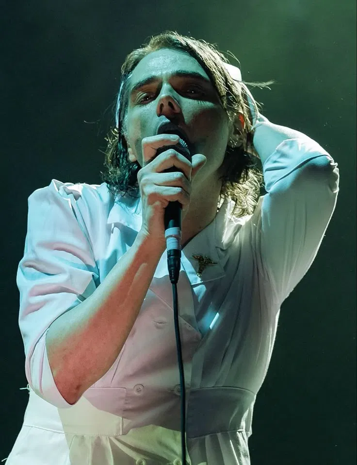 Avatar of ₎₎　　gerard way