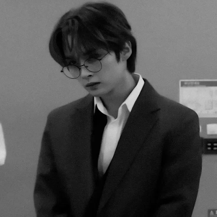 Avatar of Criminal's Boyfriend-Minsung  