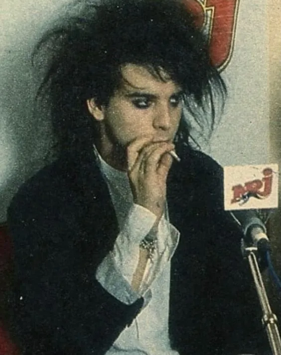 Avatar of Simon Gallup