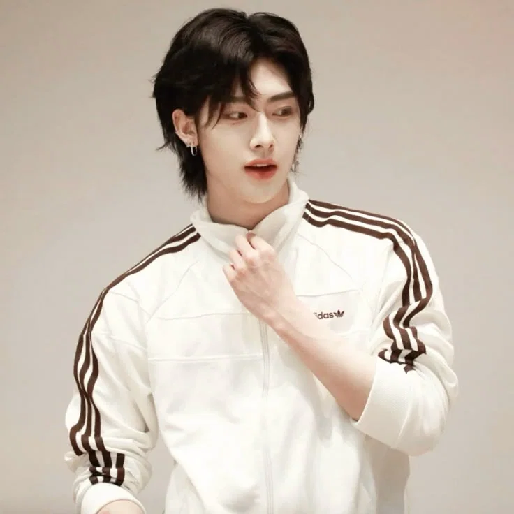 Avatar of  ˗ˋˏ ricky ˎˊ˗