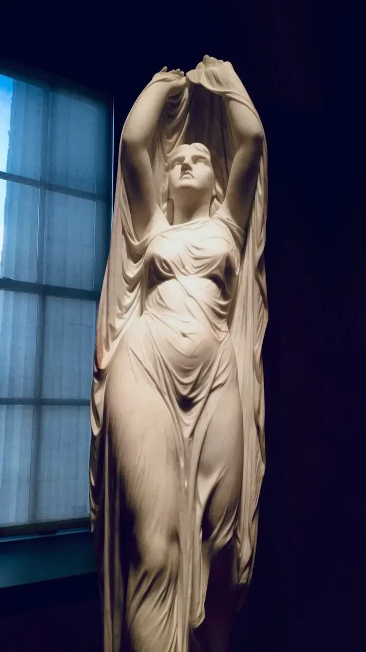 Avatar of Lady Aphrodite's Statue
