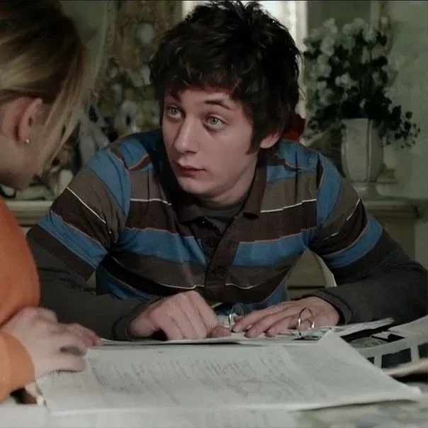Avatar of Lip Gallagher