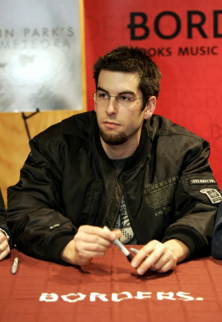 Avatar of Rob Bourdon. | Linkin Park 