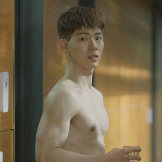 Avatar of Kang Haejun | Having A Very Hot Day