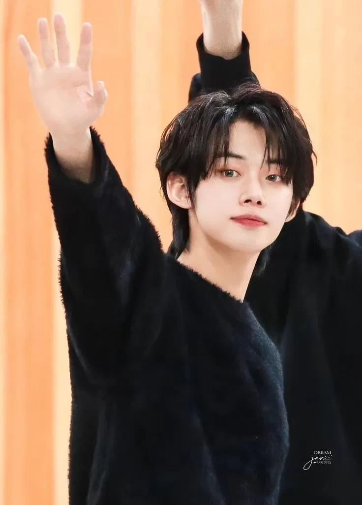 Avatar of Choi Yeonjun | Meeting His Fan-Turned Brother Before He Leaves