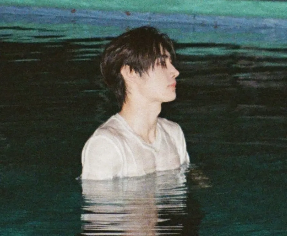 Avatar of Park Sunghoon | Midnight By The Pool