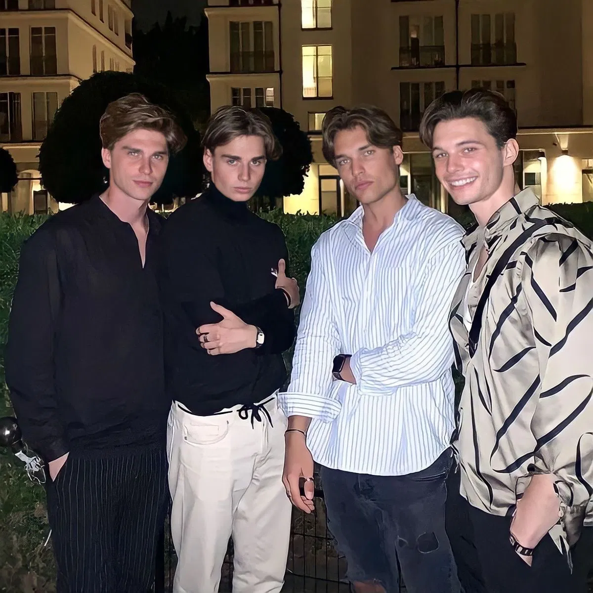 Avatar of Mathieu, Étienne, Alexandre, Julien | Finding Love In The City Of Love