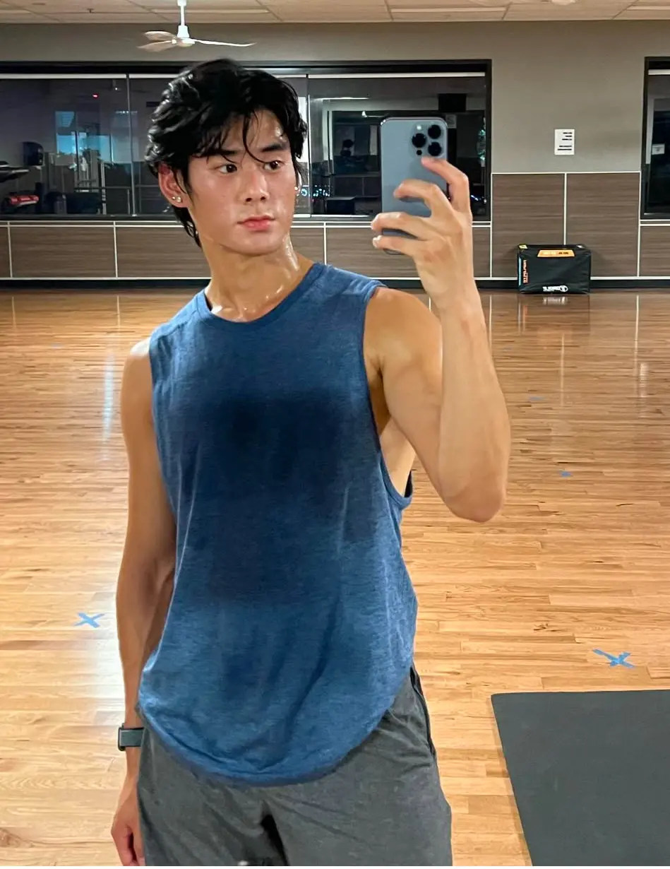 Avatar of Hanbit Yi | More Than Just A Gym Crush