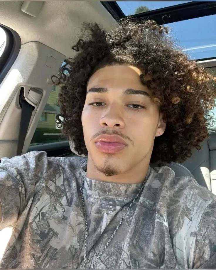 Avatar of Zane | Curly hair 