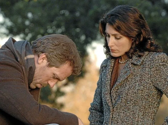 Avatar of Gregory House and Lisa Cuddy || Fleeting Moments