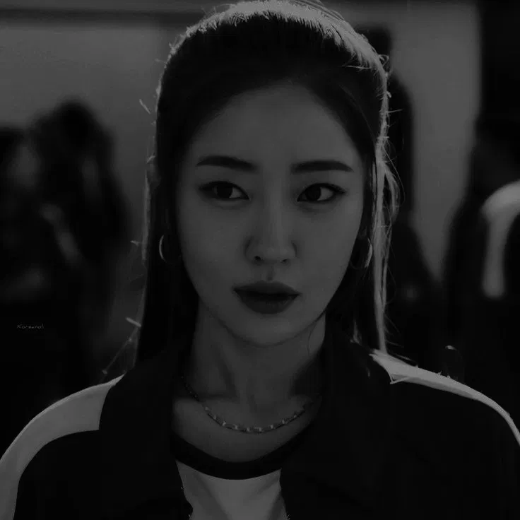 Avatar of KANG MI-NA (PLAYER 196)