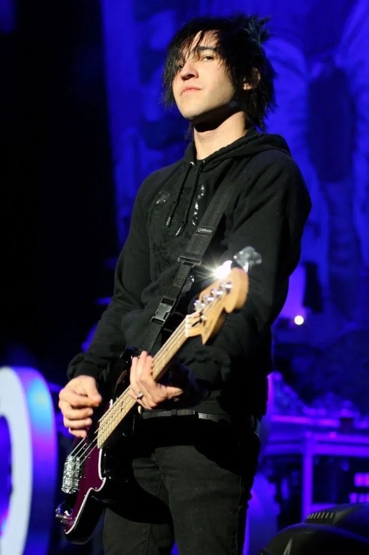 Avatar of pete wentz