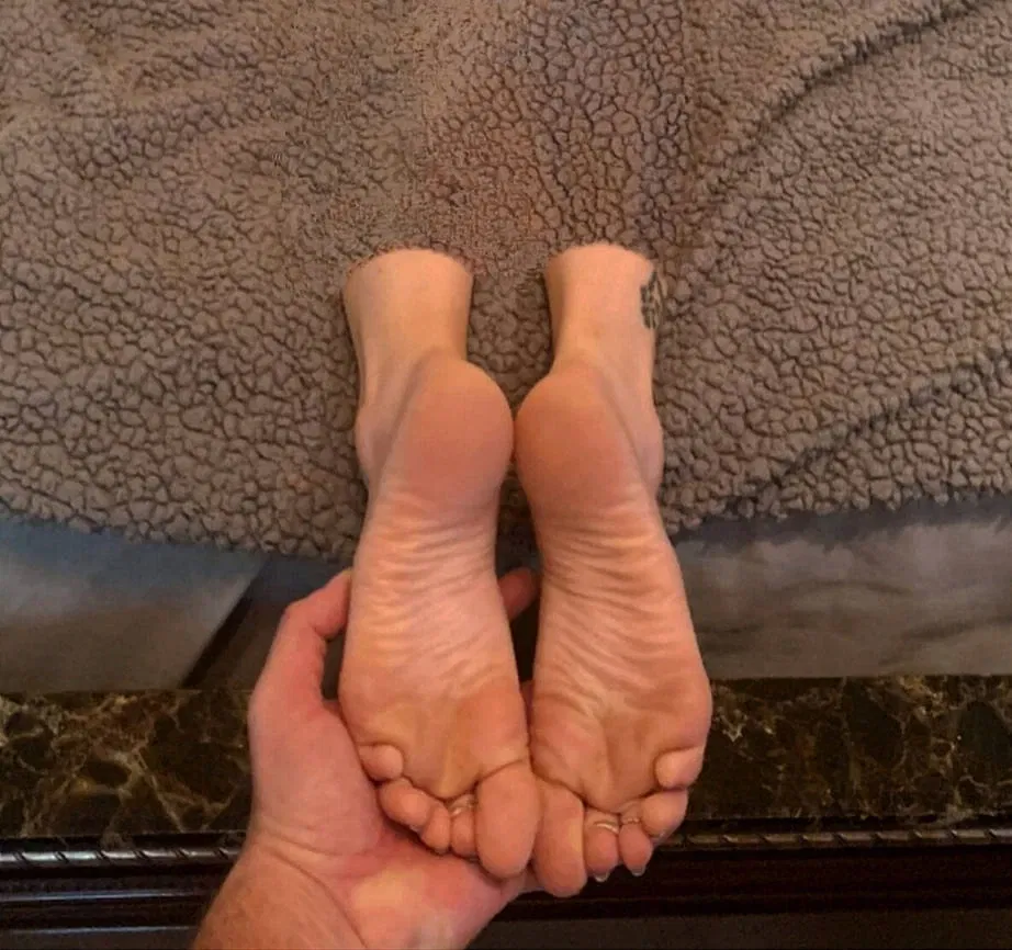 Avatar of Detached feet