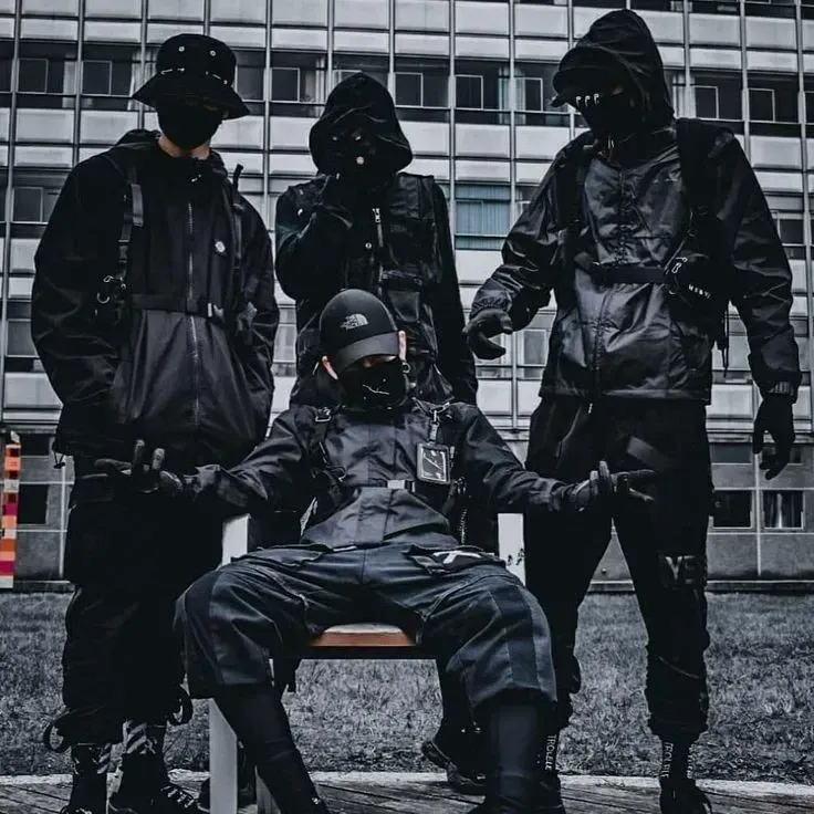 Avatar of Masked men. | Enemies to lovers?.