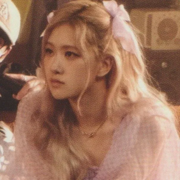 Avatar of Rosé