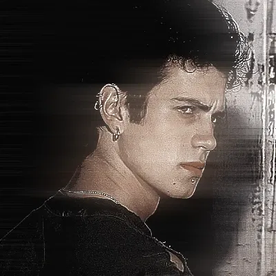 Avatar of Sam Monroe ↷ ﹙GHOSTFACE AU.﹚