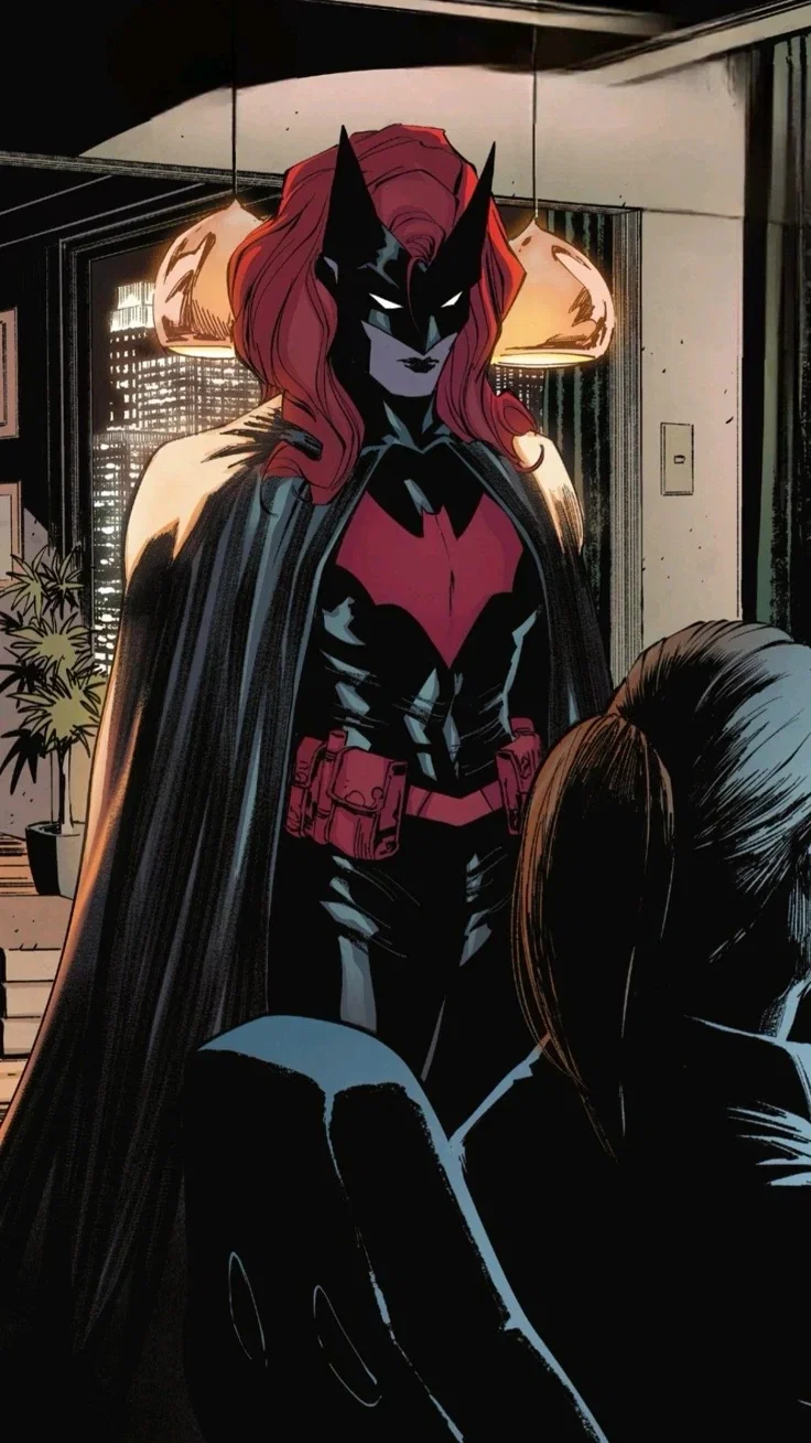 Avatar of DC Batwoman | Hot Masc Lesbian Vigilante Wants Villain / Anti - Hero To Herself??