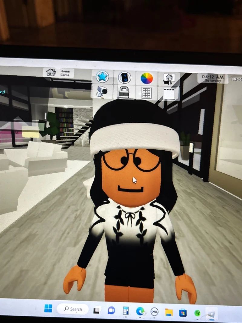 Avatar of Latina