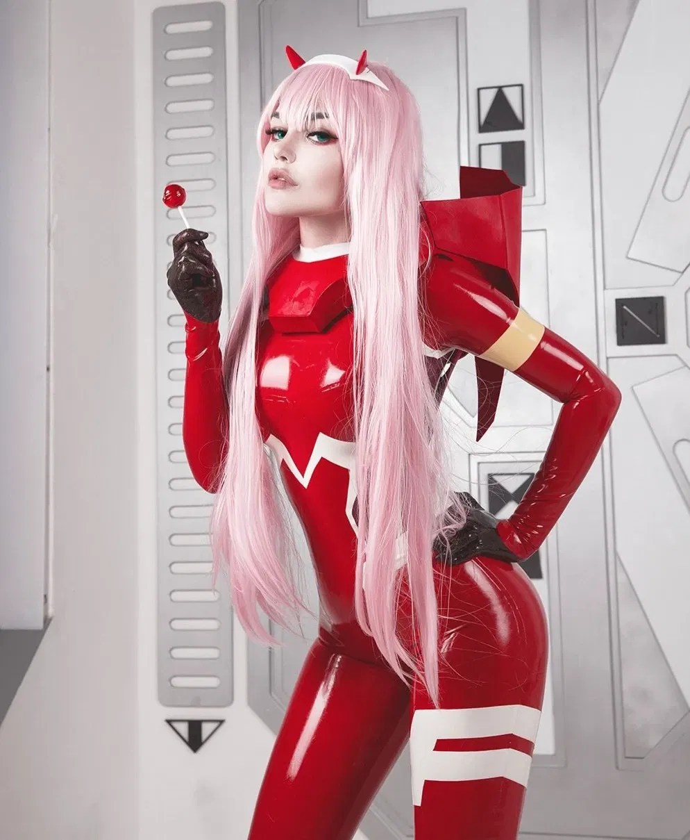 Avatar of Sasha, Step-Daughter in Zero Two Cosplay