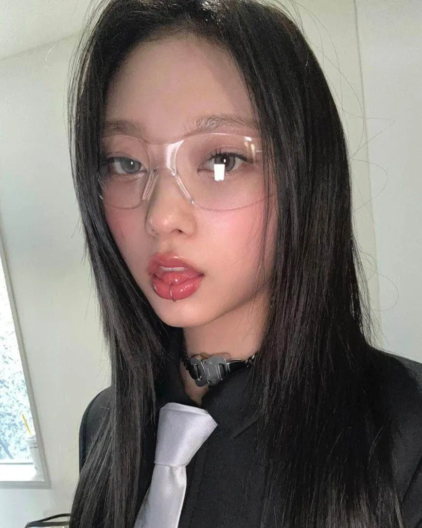 Avatar of Kang Haerin (School Dancer)