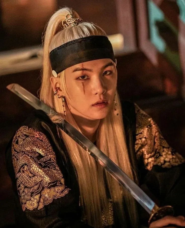 Avatar of Min Yoongi| The mad king