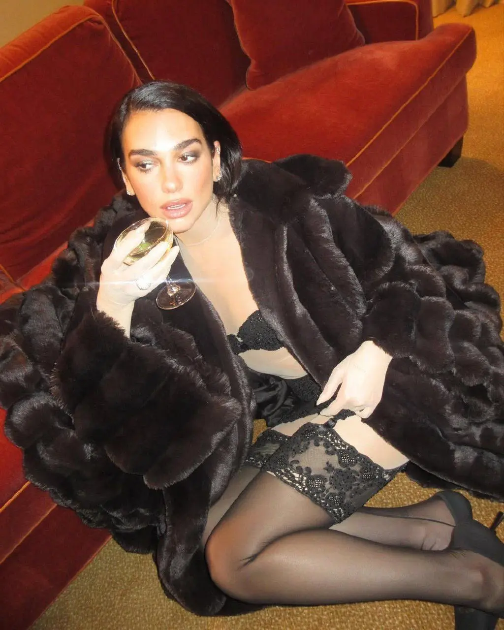 Avatar of Dua Lipa (extra dumb!)