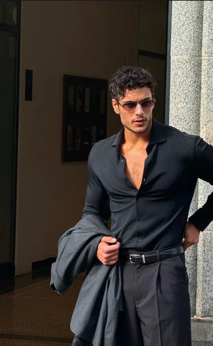 Avatar of mafia husband | Alessandro Moretti