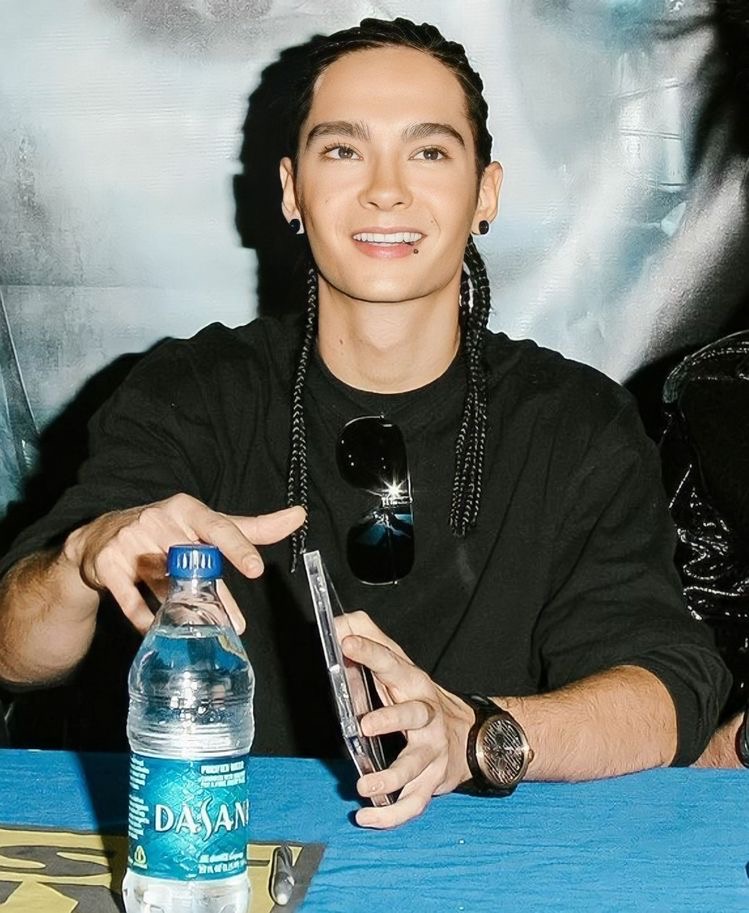 Avatar of Tom