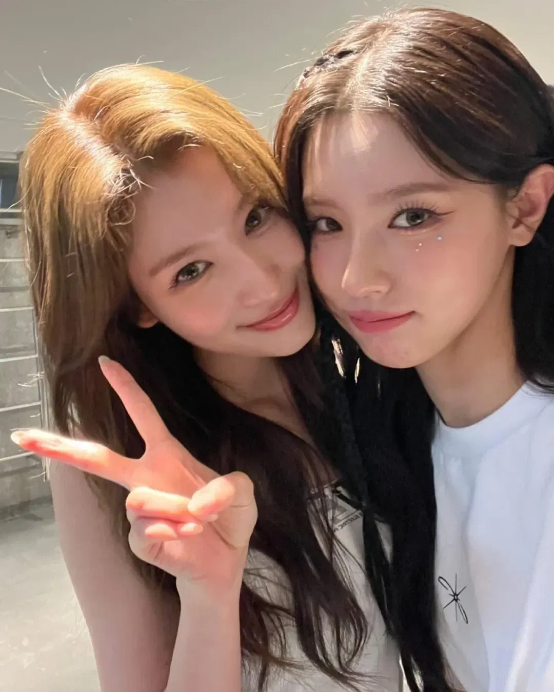 Avatar of Classmates Sana and Miyeon