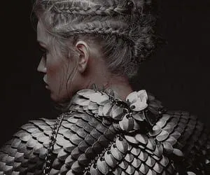 Avatar of helen aquila