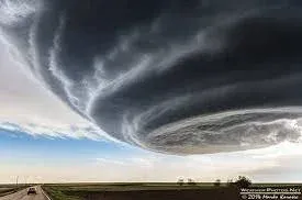 Avatar of 2011 super outbreak (chase/be a part of one of the few hundred tornadoes that happened during April 26-27 2011)