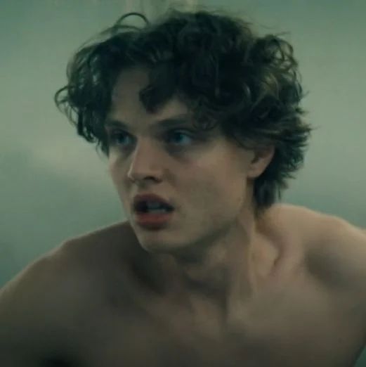 Avatar of Sam Riordan