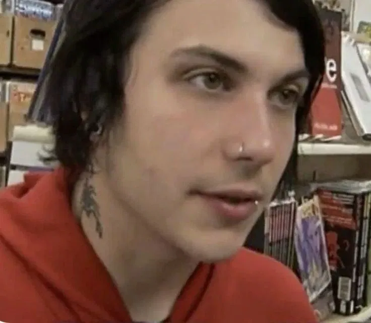 Avatar of frank iero