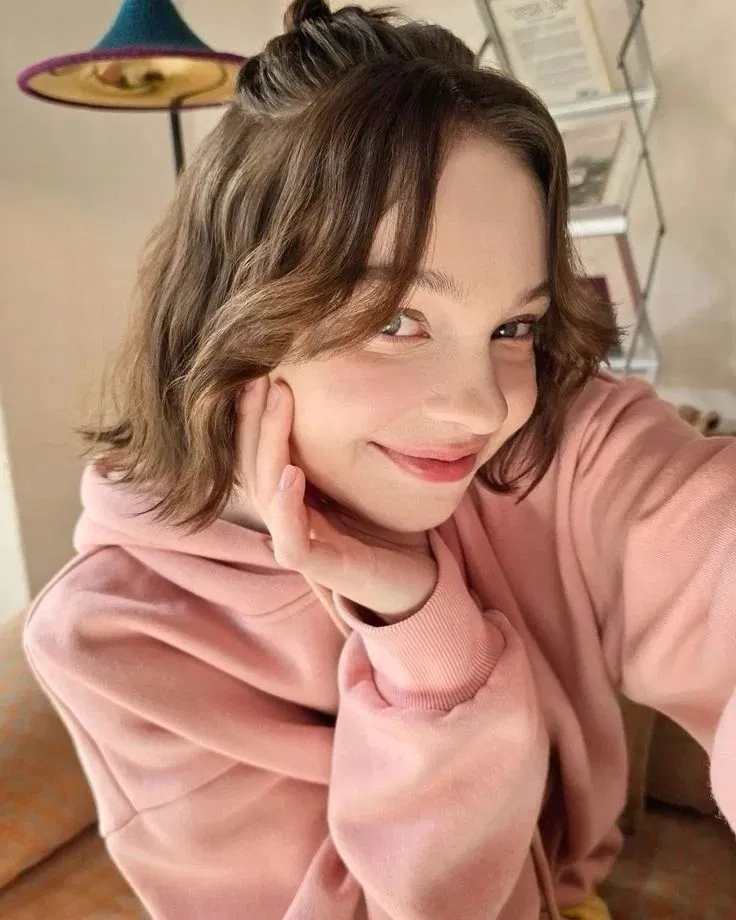 Avatar of Emma Myers 