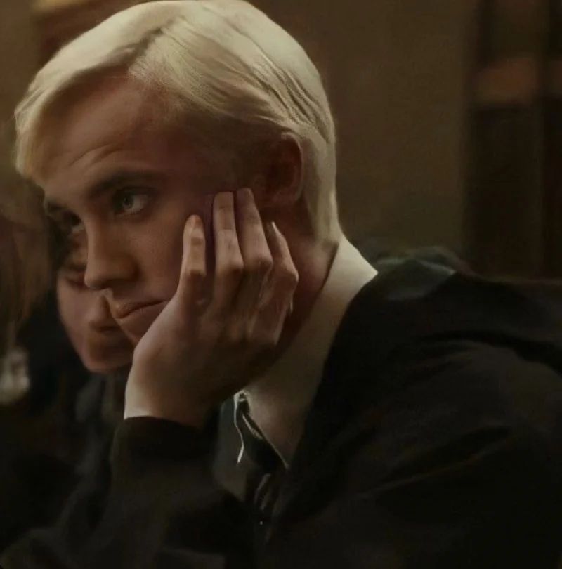 Avatar of Draco Malfoy (ftm)