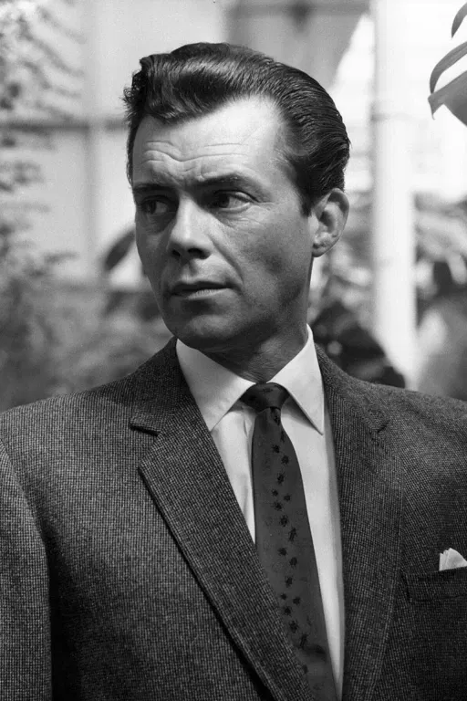 Avatar of August Scott-Padget | AU/Modern